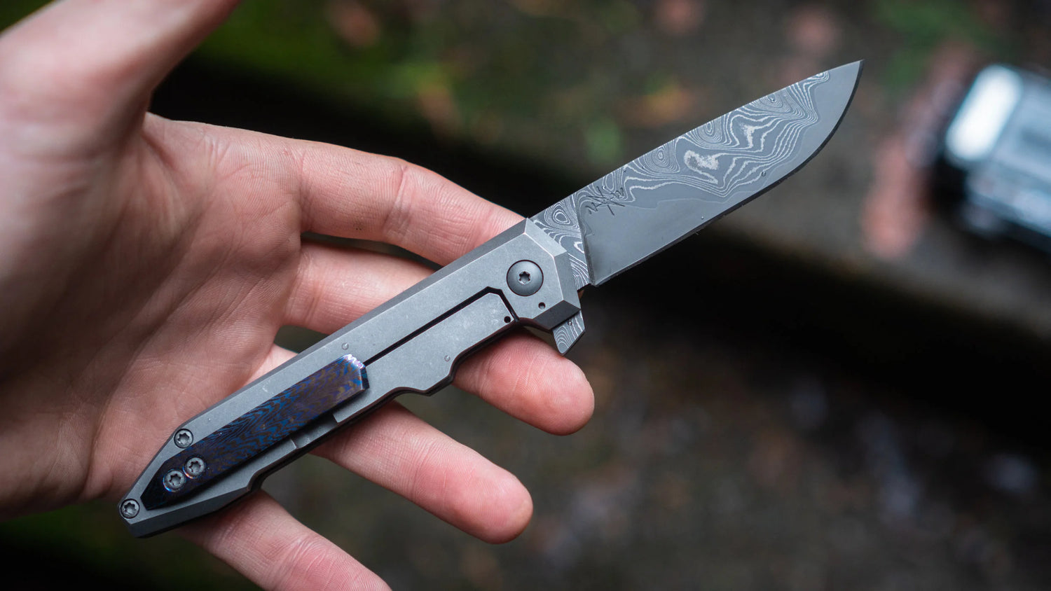 Venture knife